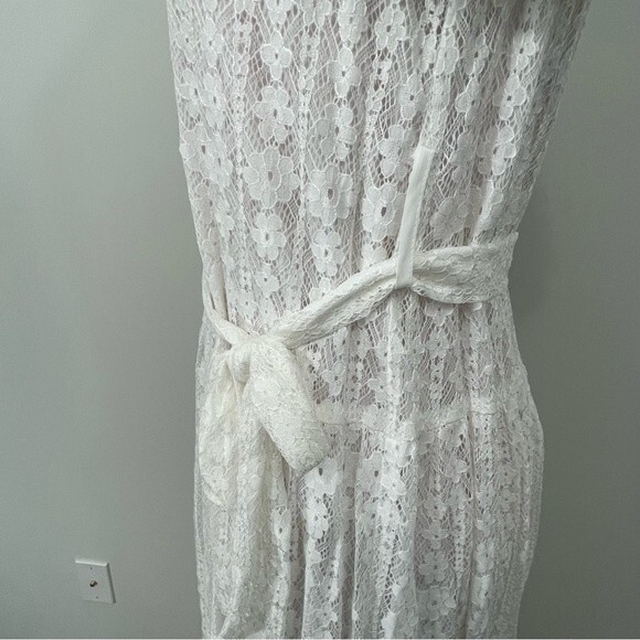 NWT Entro Ruffle Sleeve Eyelet Lace Maxi Dress Size SMALL - Picture 4 of 10